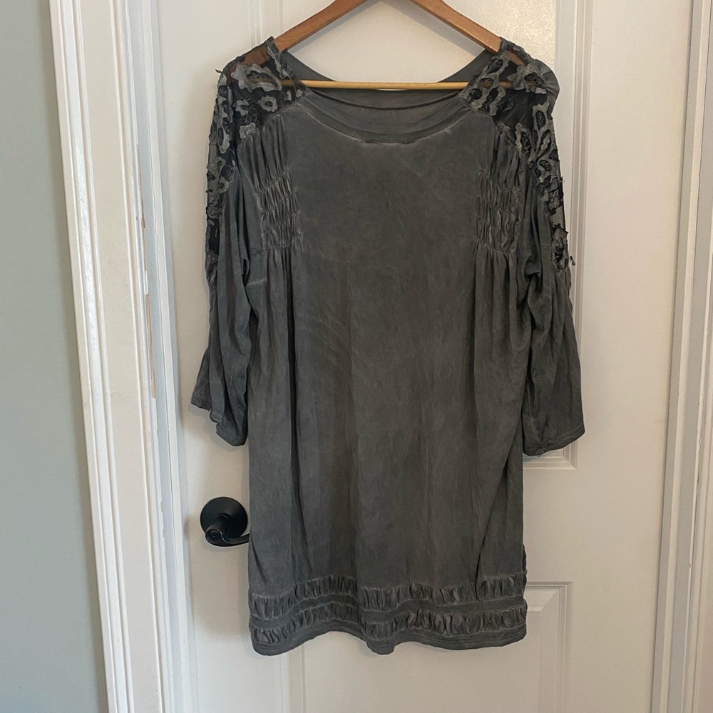 POL Gray Embroidered Lace Lightweight Tunic/Dress